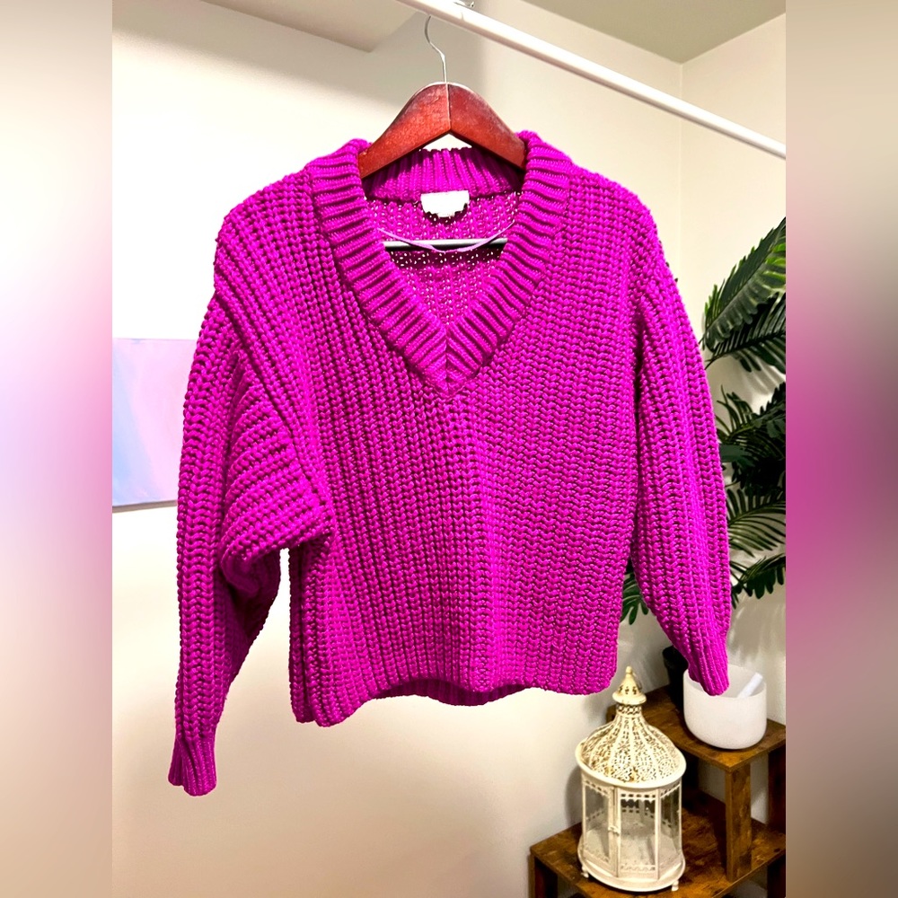 Fuchsia, pink knit, V-neck sweater